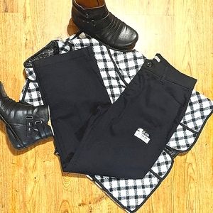 Lee Black Ladies' Chino Pants Relaxed Straight Leg sz 10P New